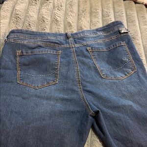 Dark Blue Women's Boot Cut Jeans with Subtle Pocket Stitching